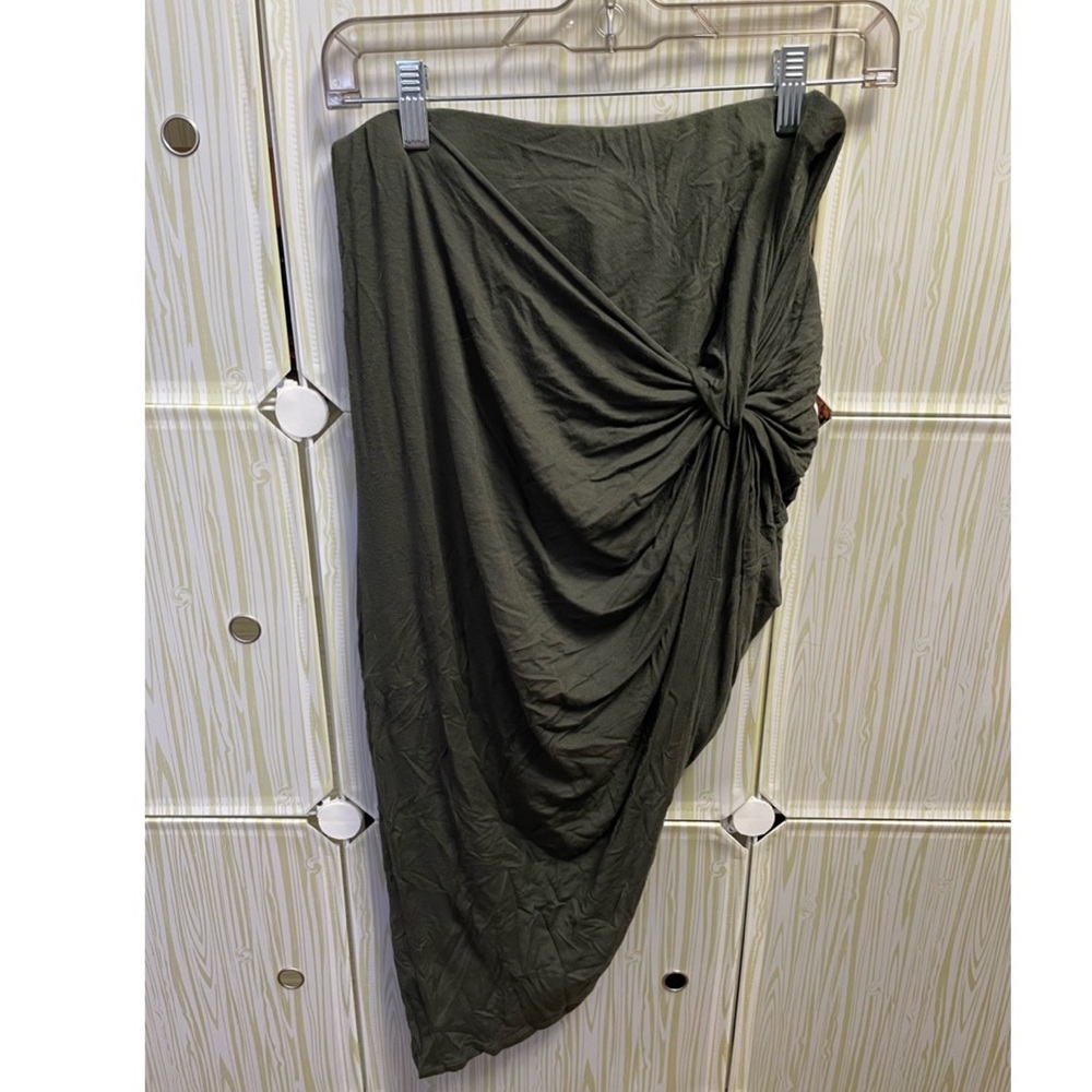 Asymmetrical ruched skirt